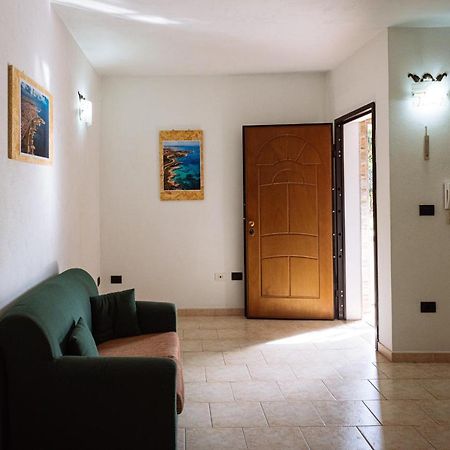 Casa Vacanze Maestrale - By Faendho Porto Torres Buitenkant foto